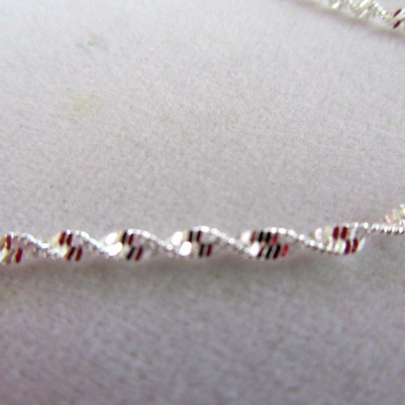 Fairy door pendant locket in silver metal - 16" silver chain-secret message! NEW - Picture 8 of 8